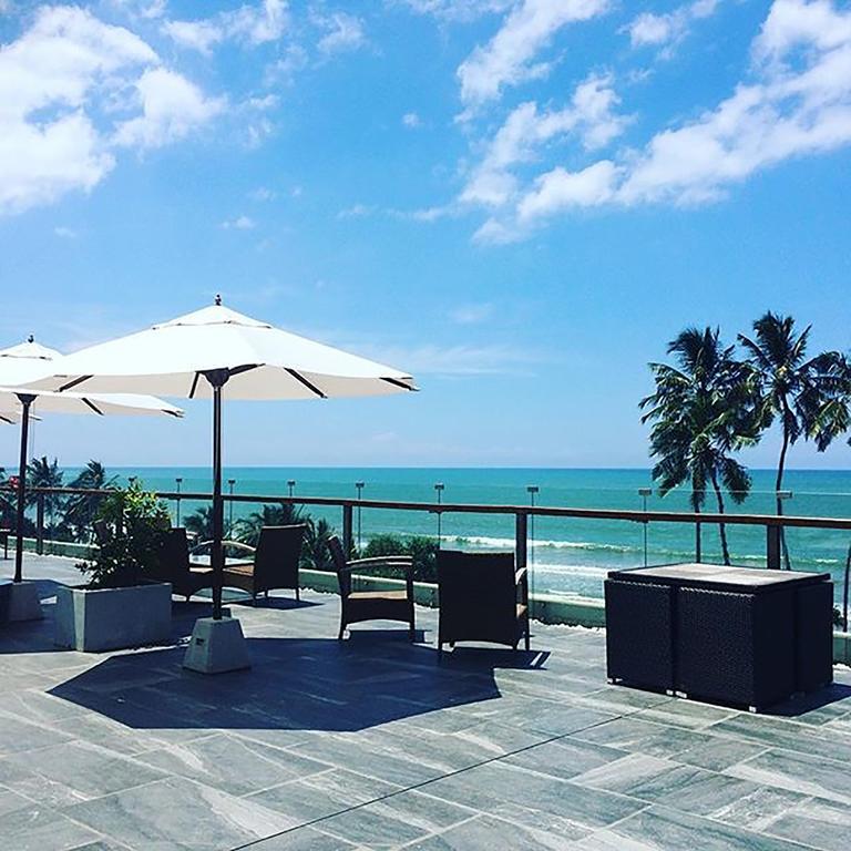 Club Waskaduwa Beach Resort & Spa Kalutara Bagian luar foto