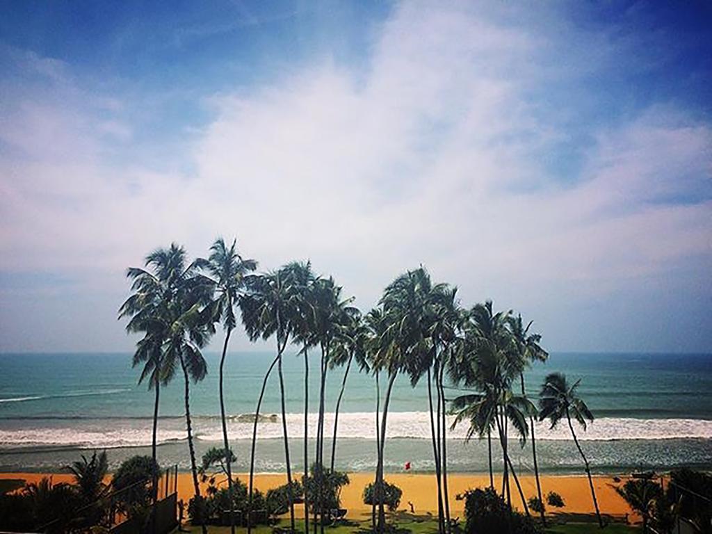 Club Waskaduwa Beach Resort & Spa Kalutara Bagian luar foto